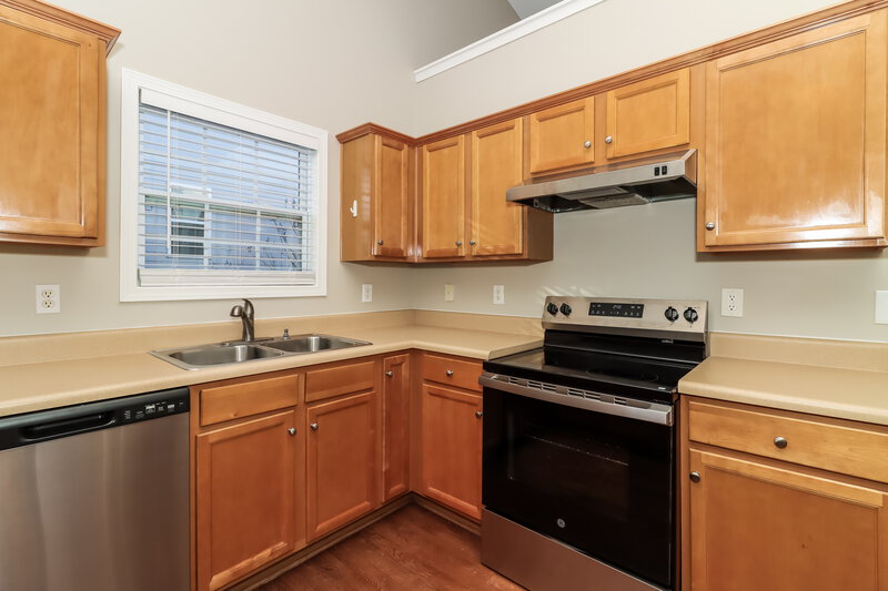 2,025/Mo, 371 Oakhaven Way Villa Rica, GA 30180 Kitchen View 2