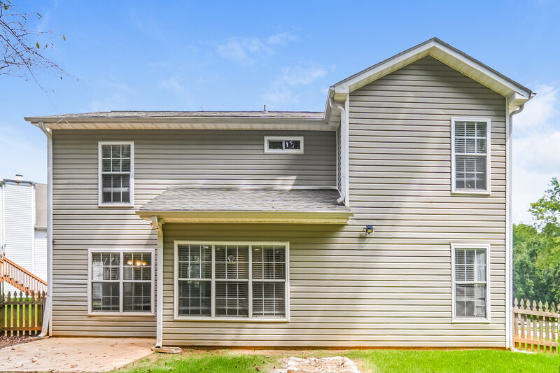 2,025/Mo, 23 Woodmere Newnan, GA 30265 Rear View 2