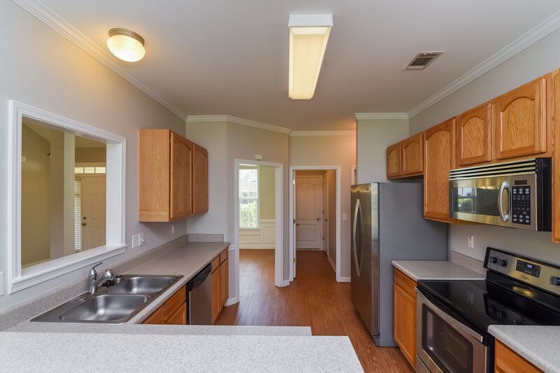 2,180/Mo, 3316 Pate Creek Vw Snellville, GA 30078 Kitchen View 2