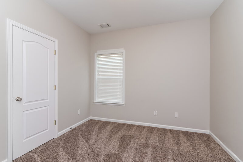 2,180/Mo, 3316 Pate Creek Vw Snellville, GA 30078 Master Bedroom View