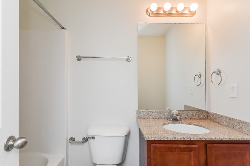 3,060/Mo, 2006 Barberry Dr Buford, GA 30519 Bathroom View