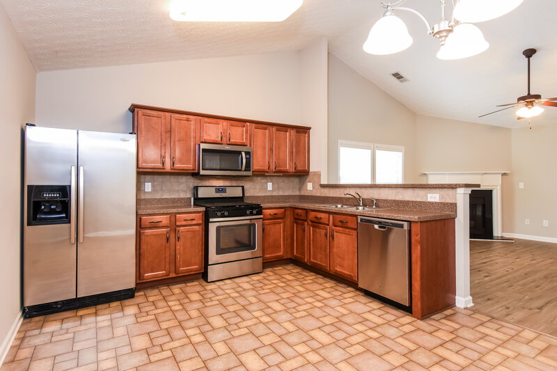 1,935/Mo, 210 Winterbury Dr Canton, GA 30114 Kitchen View 2
