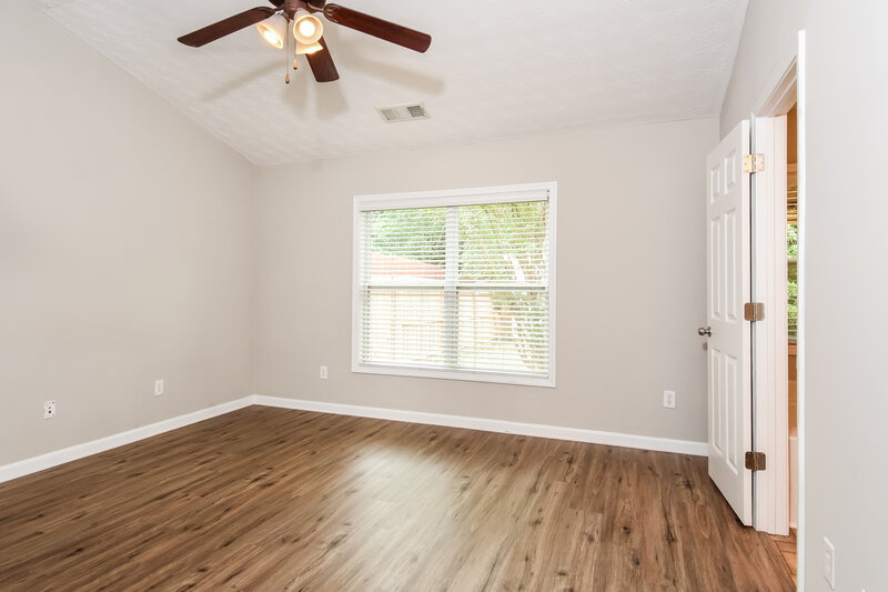 1,935/Mo, 210 Winterbury Dr Canton, GA 30114 Main Bedroom View