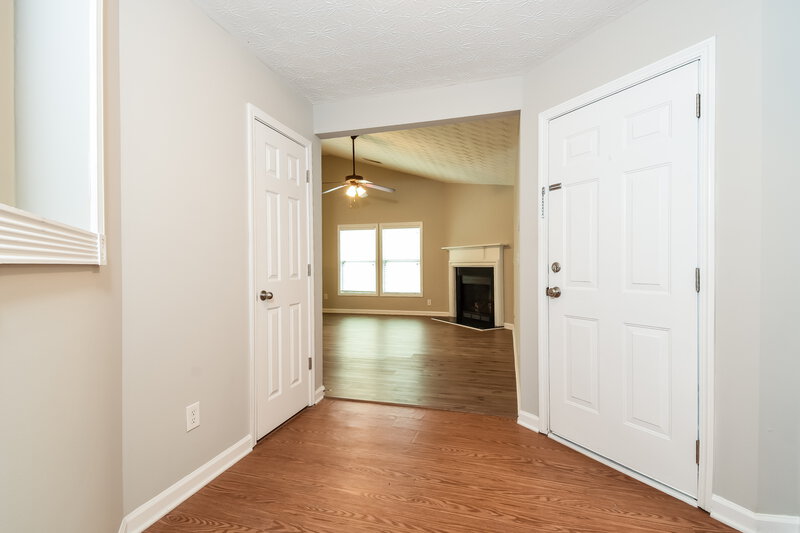 1,935/Mo, 210 Winterbury Dr Canton, GA 30114 Bedroom View 3