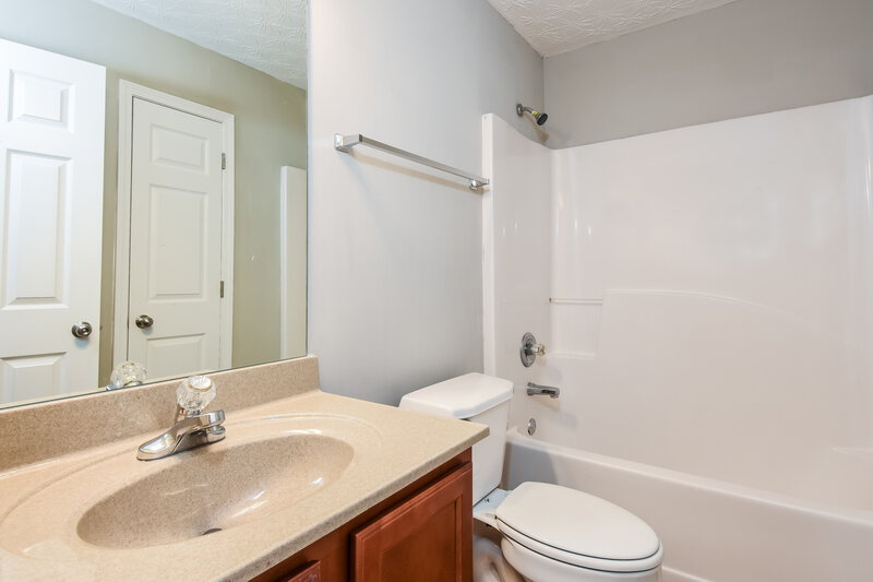 1,935/Mo, 210 Winterbury Dr Canton, GA 30114 Bathroom View