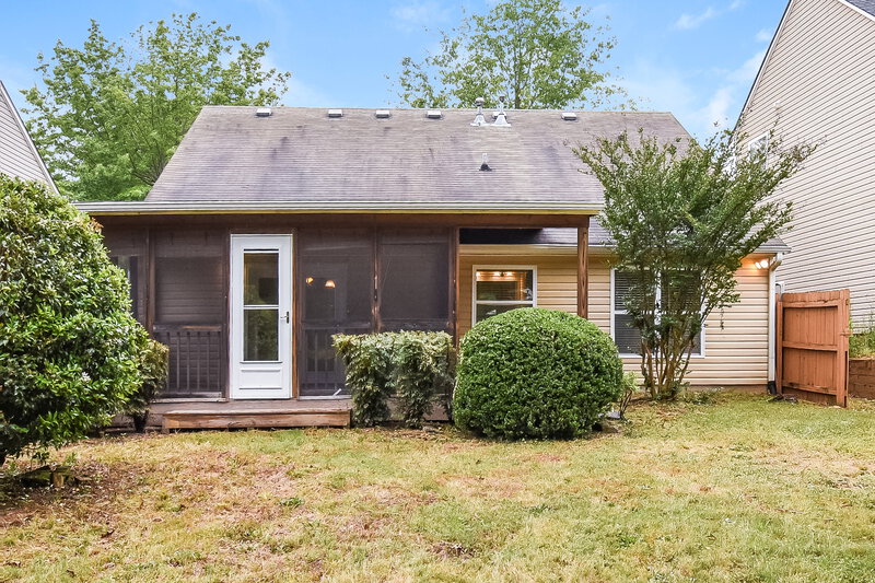 1,935/Mo, 210 Winterbury Dr Canton, GA 30114 Rear View