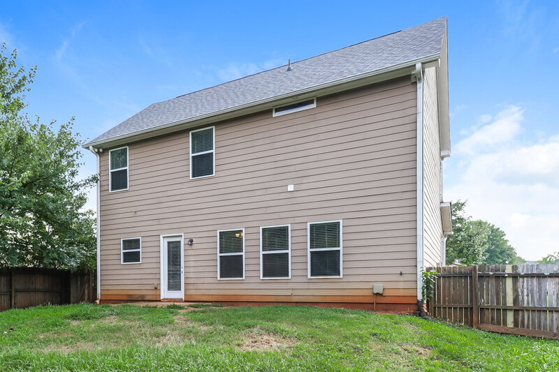 1,930/Mo, 137 Centerra Springs Dr McDonough, GA 30253 Rear View
