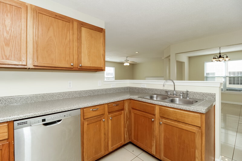 2,700/Mo, 5023 Serenity Point Ln Villa Rica, GA 30180 Kitchen View 2