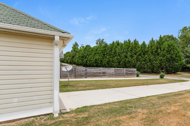 1,920/Mo, 608 Fairgreen Trl Stockbridge, GA 30281 Rear View