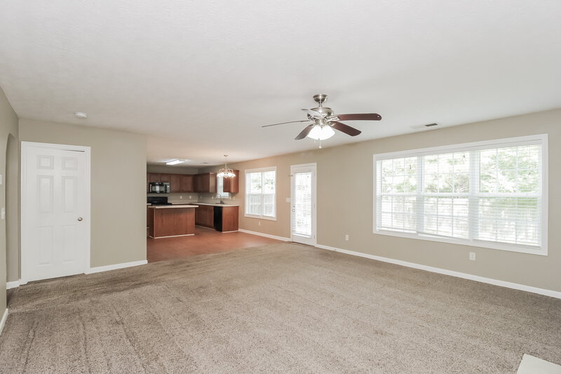 2,790/Mo, 237 Overlook Dr Dallas, GA 30157 Living Room View