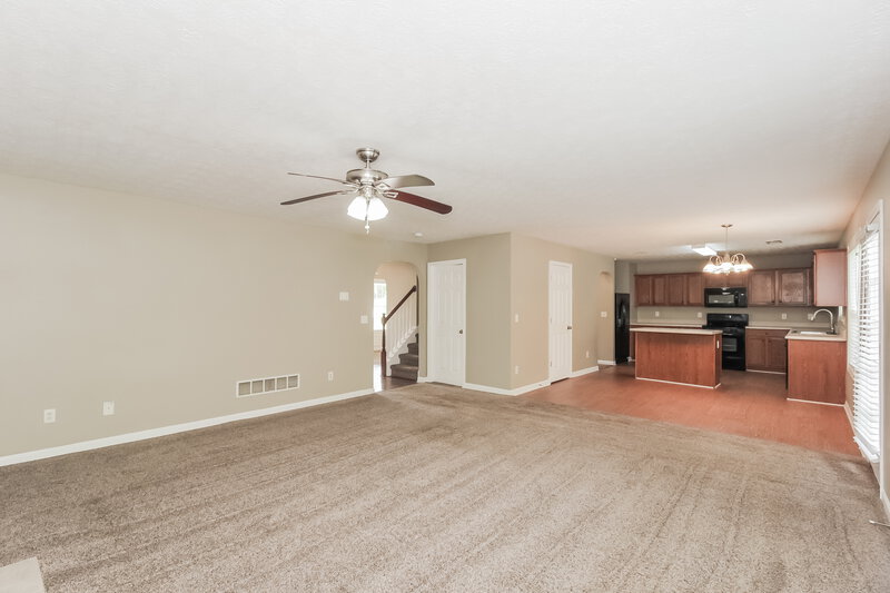 2,790/Mo, 237 Overlook Dr Dallas, GA 30157 Living Room View 2