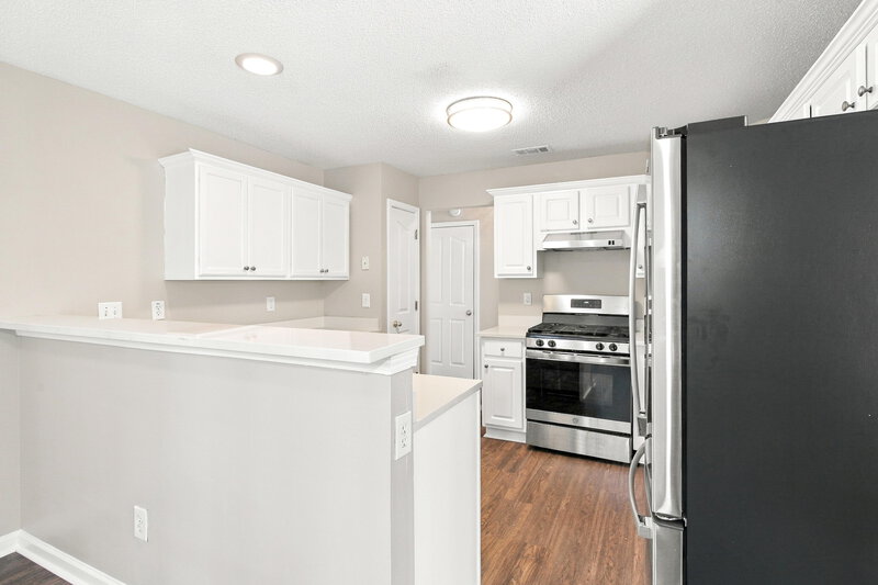 2,075/Mo, 412 Gresham Dr Stockbridge, GA 30281 Kitchen View
