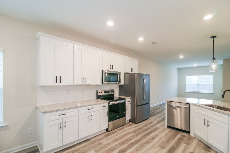 2,215/Mo, 3422 Arabian Farm Ln Dacula, GA 30019 Kitchen View 2