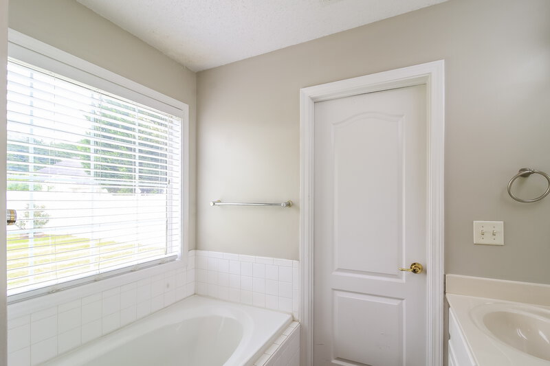 2,040/Mo, 1303 Vine Cir McDonough, GA 30253 Misc View 10