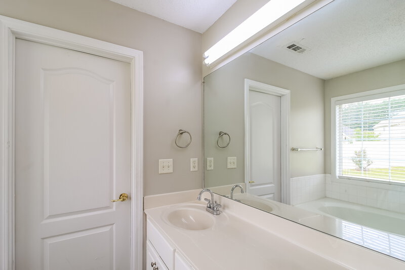 2,040/Mo, 1303 Vine Cir McDonough, GA 30253 Misc View 11