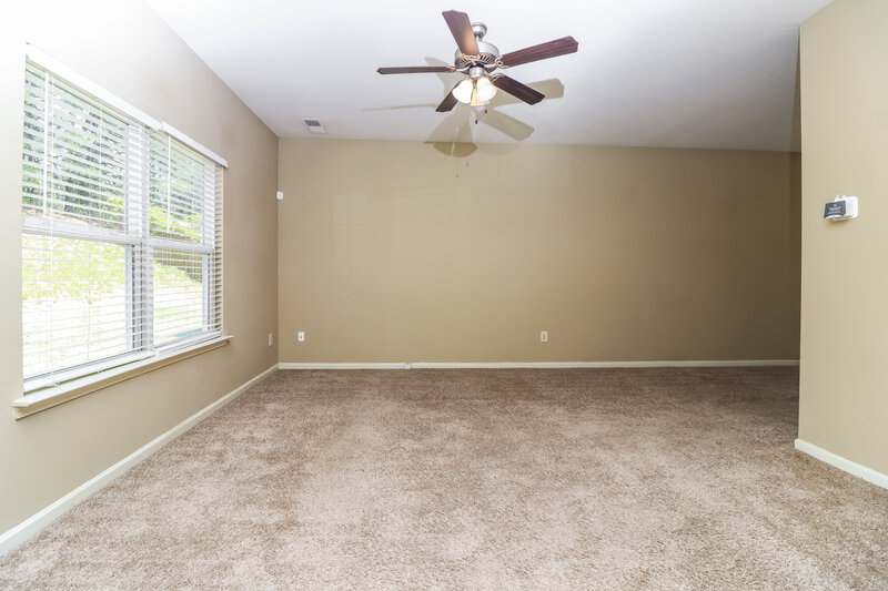 2,070/Mo, 110 Hillcrest Cir Hiram, GA 30141 Living Room View 4