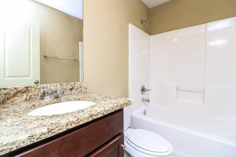2,070/Mo, 110 Hillcrest Cir Hiram, GA 30141 Bathroom View