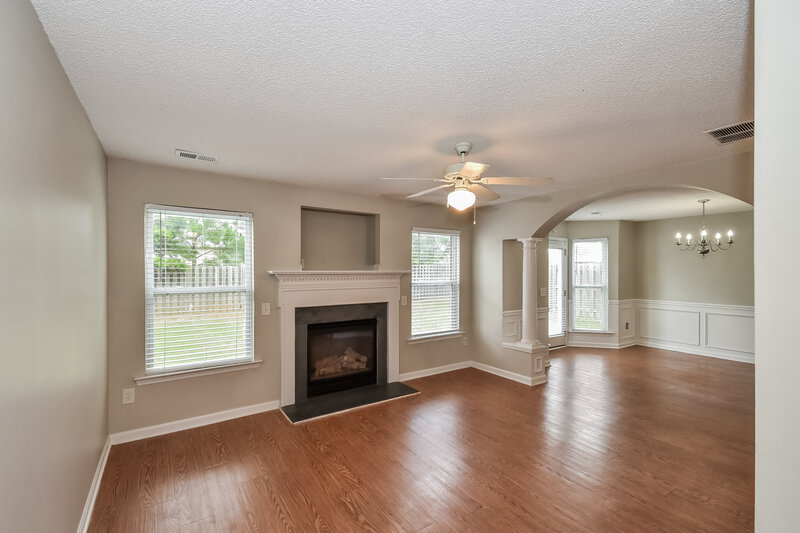 2,045/Mo, 57 Darbys Run Ct Hiram, GA 30141 Living Room View