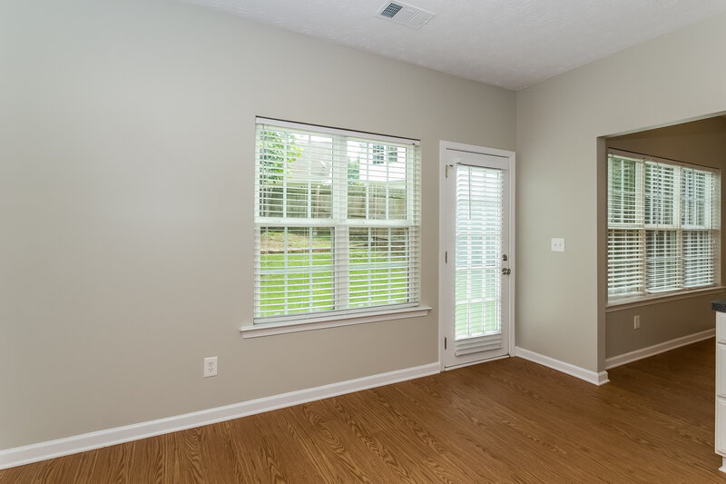 2,405/Mo, 64 Crescent St Newnan, GA 30265 Family Room View