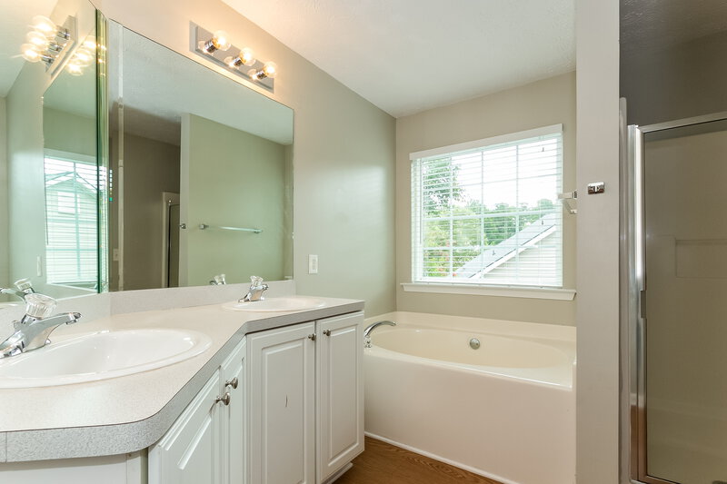2,405/Mo, 64 Crescent St Newnan, GA 30265 Master Bathroom View