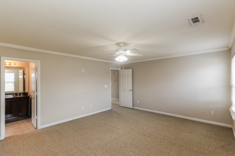 2,170/Mo, 136 Maple Hill Dr Newnan, GA 30265 Main Bedroom View 2