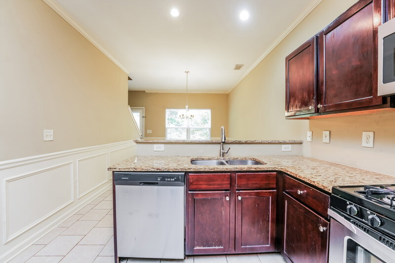 1,970/Mo, 220 Crescent Woode Dr Dallas, GA 30157 Kitchen View 2