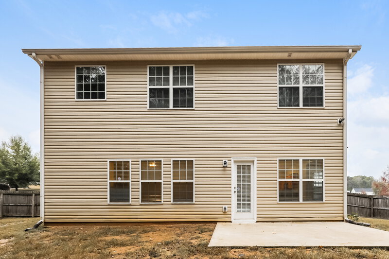 2,085/Mo, 204 Sandstone Dr Hampton, GA 30228 Rear View