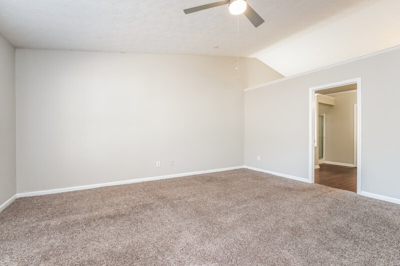 2,325/Mo, 920 Glen Oaks Ln Lawrenceville, GA 30044 Main Bedroom View