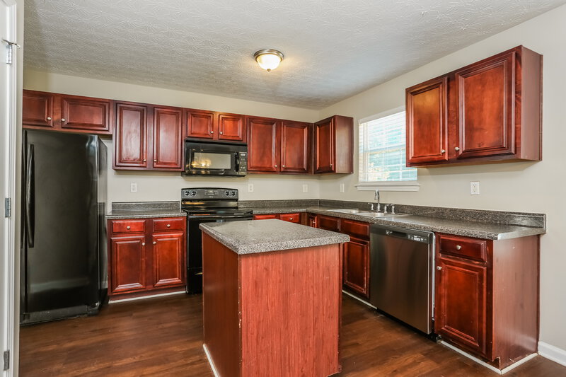 1,980/Mo, 2602 Cellars Ct Villa Rica, GA 30180 Kitchen View 3