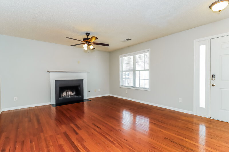 1,725/Mo, 259 Bainbridge Cir Dallas, GA 30132 Living Room View