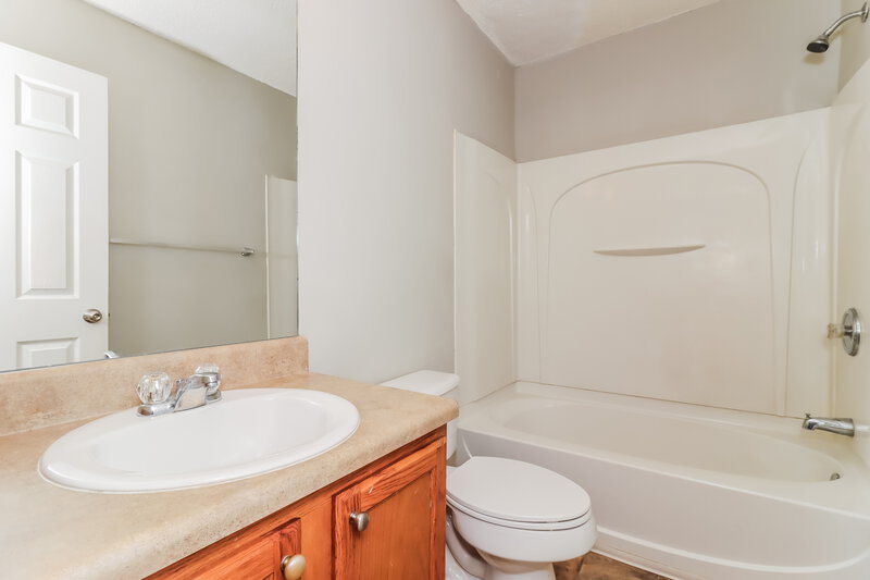 1,725/Mo, 259 Bainbridge Cir Dallas, GA 30132 Bathroom View
