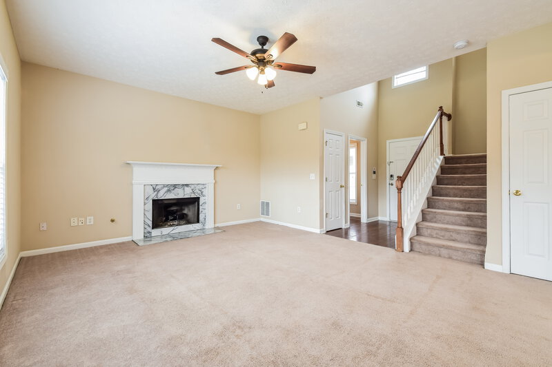 2,660/Mo, 426 Baldwin Ct Newnan, GA 30263 Living Room View