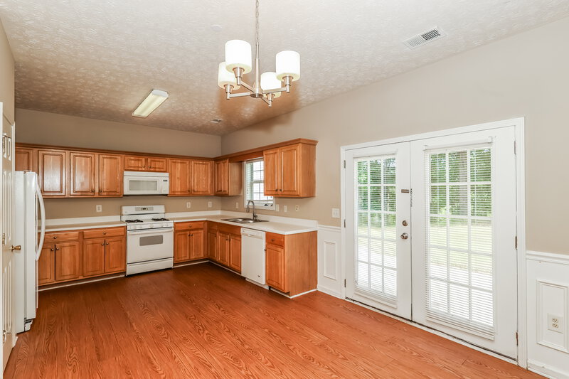 1,875/Mo, 426 Baldwin Ct Newnan, GA 30263 Dining Room View