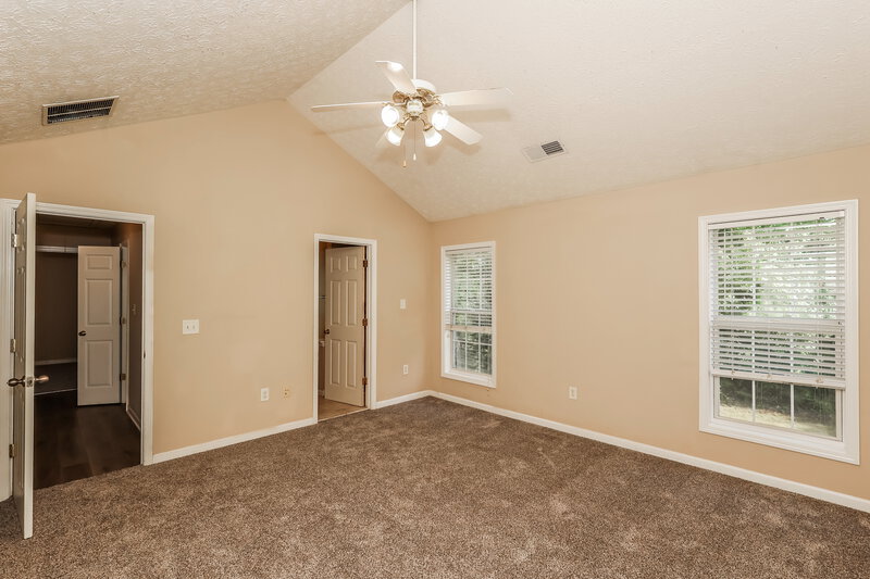 1,875/Mo, 426 Baldwin Ct Newnan, GA 30263 Main Bedroom View