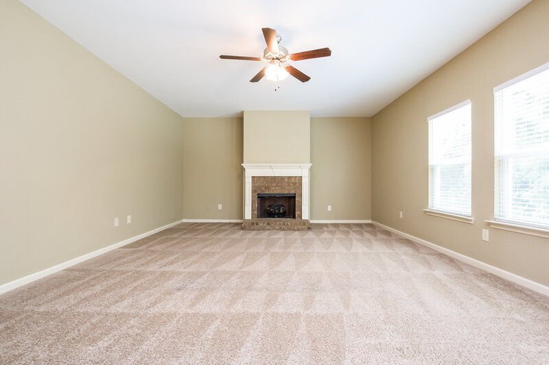 2,030/Mo, 248 Crescent Woode Dr Dallas, GA 30157 Living Roomlarge View