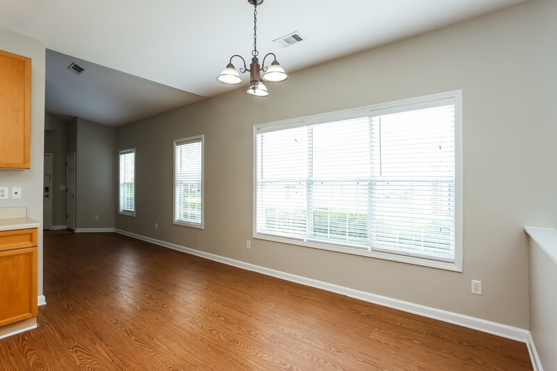 2,095/Mo, 8 Arendt Park Ln Newnan, GA 30263 Dining Room View