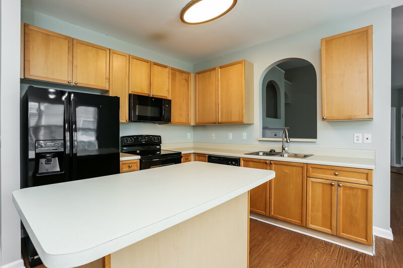 2,095/Mo, 8 Arendt Park Ln Newnan, GA 30263 Kitchen View 3