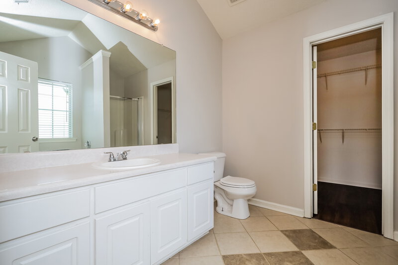 1,965/Mo, 504 Wyntuck Dr McDonough, GA 30253 Main Bathroom View