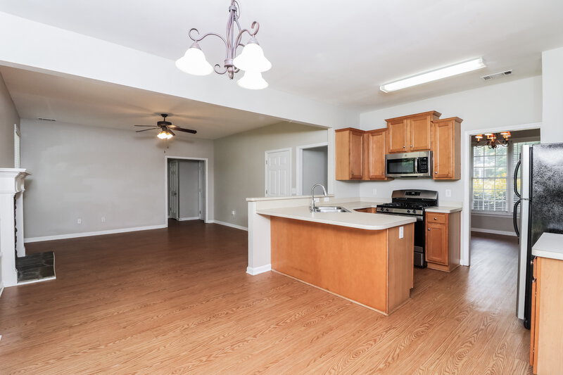 2,095/Mo, 503 Millside Trl Canton, GA 30114 Breakfast Nook View