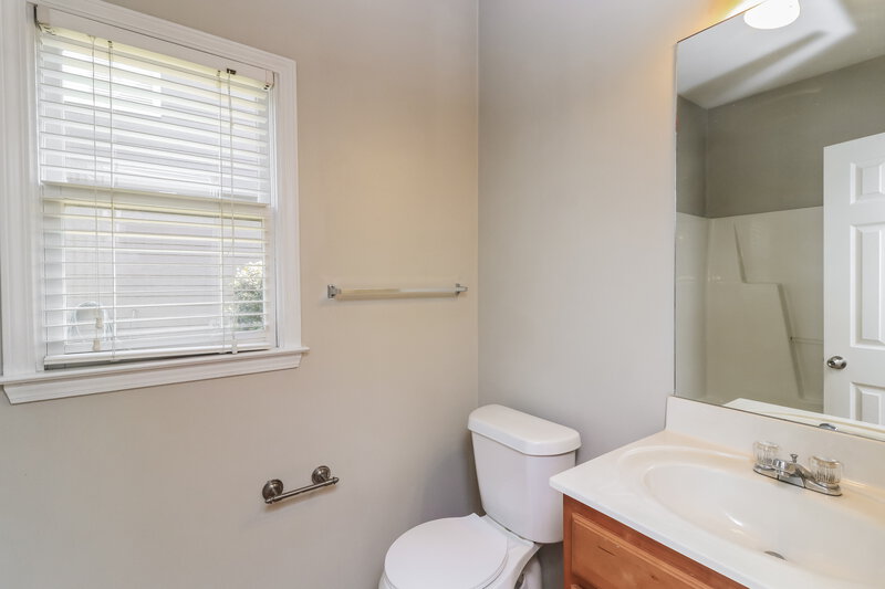 2,095/Mo, 503 Millside Trl Canton, GA 30114 Bathroom View