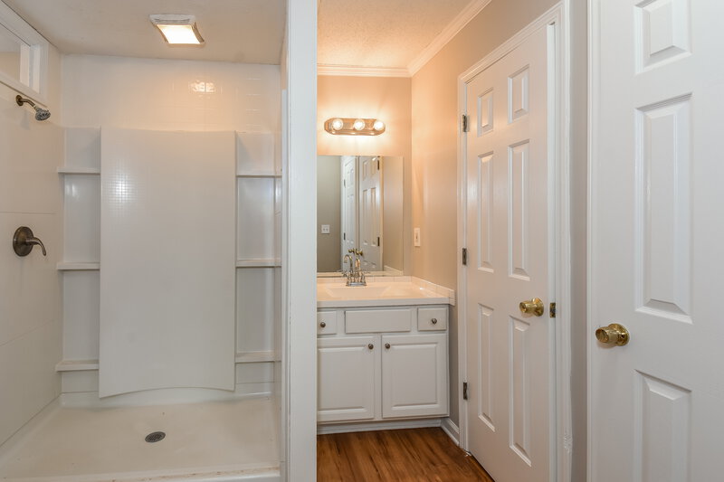 2,260/Mo, 4125 Ridgefair Dr Cumming, GA 30040 Main Bathroom View