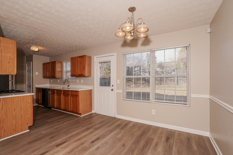 1,885/Mo, 4025 Mission Way McDonough, GA 30252 Dining Room View 2