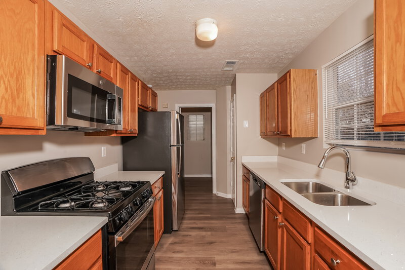 1,885/Mo, 4025 Mission Way McDonough, GA 30252 Kitchen View