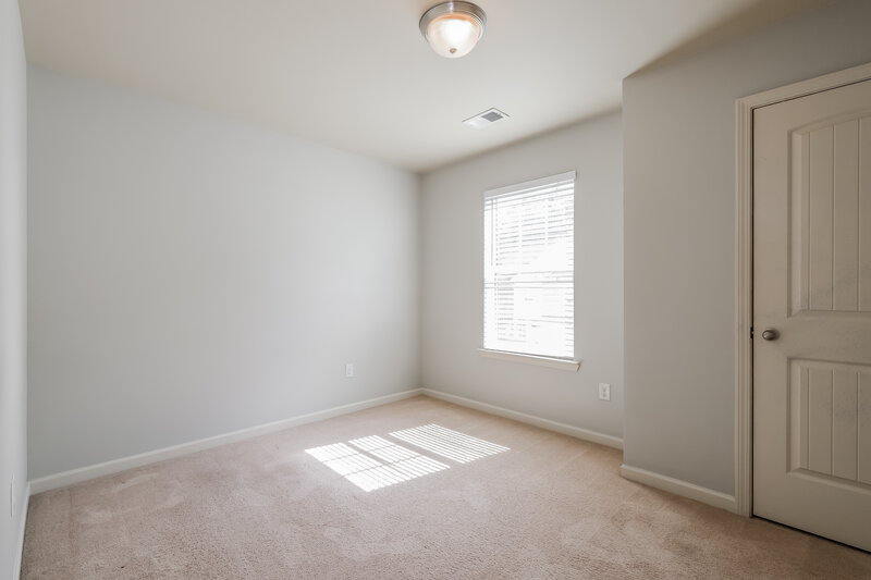 2,025/Mo, 494 Lobdale Falls Dr Lawrenceville, GA 30045 Bedroom View