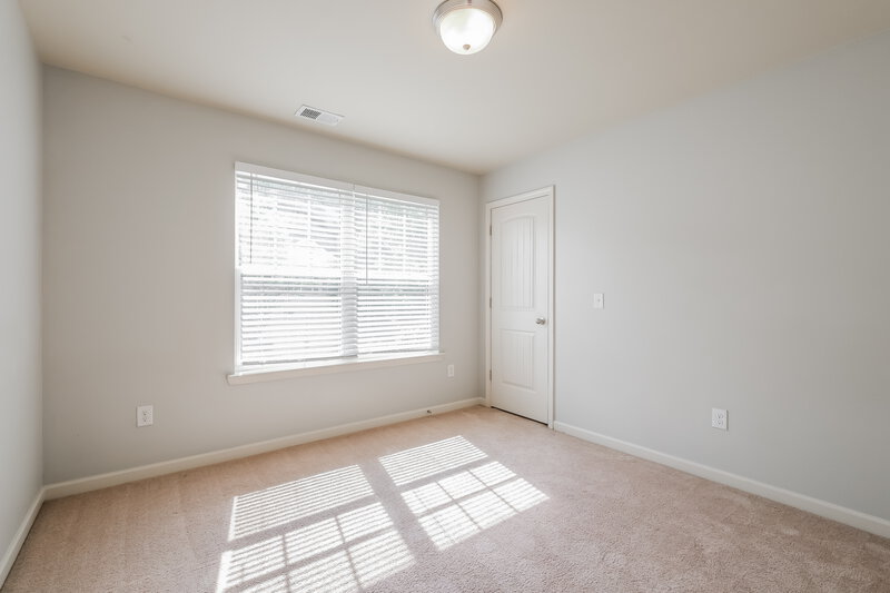 2,025/Mo, 494 Lobdale Falls Dr Lawrenceville, GA 30045 Bedroom View 2
