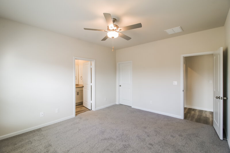 2,220/Mo, 268 Limestone Cir Conyers, GA 30013 Main Bedroom View 2