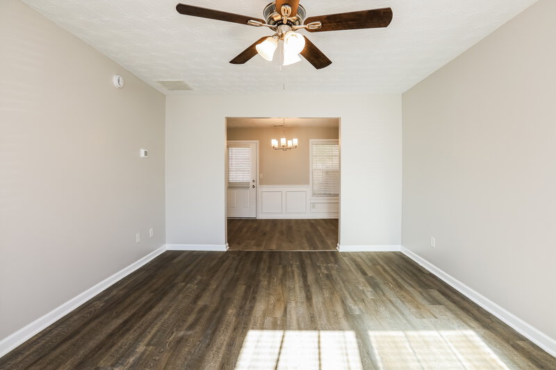 1,590/Mo, 160 Alton Cir Villa Rica, GA 30180 Living Room View 2