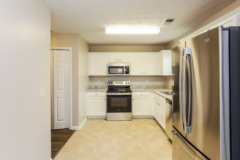 1,590/Mo, 160 Alton Cir Villa Rica, GA 30180 Kitchen View