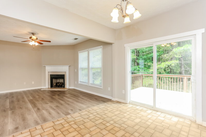 2,240/Mo, 398 Glenleigh Dr Canton, GA 30114 Breakfast Nook View