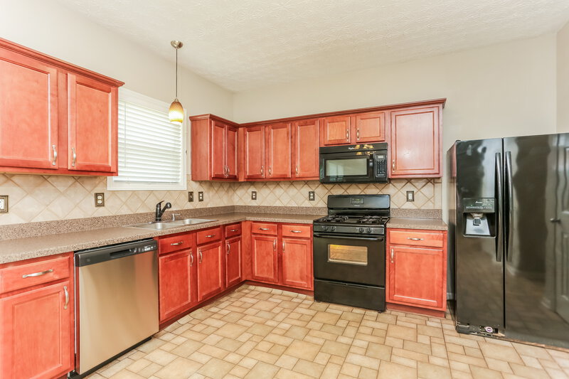 2,240/Mo, 398 Glenleigh Dr Canton, GA 30114 Kitchen View